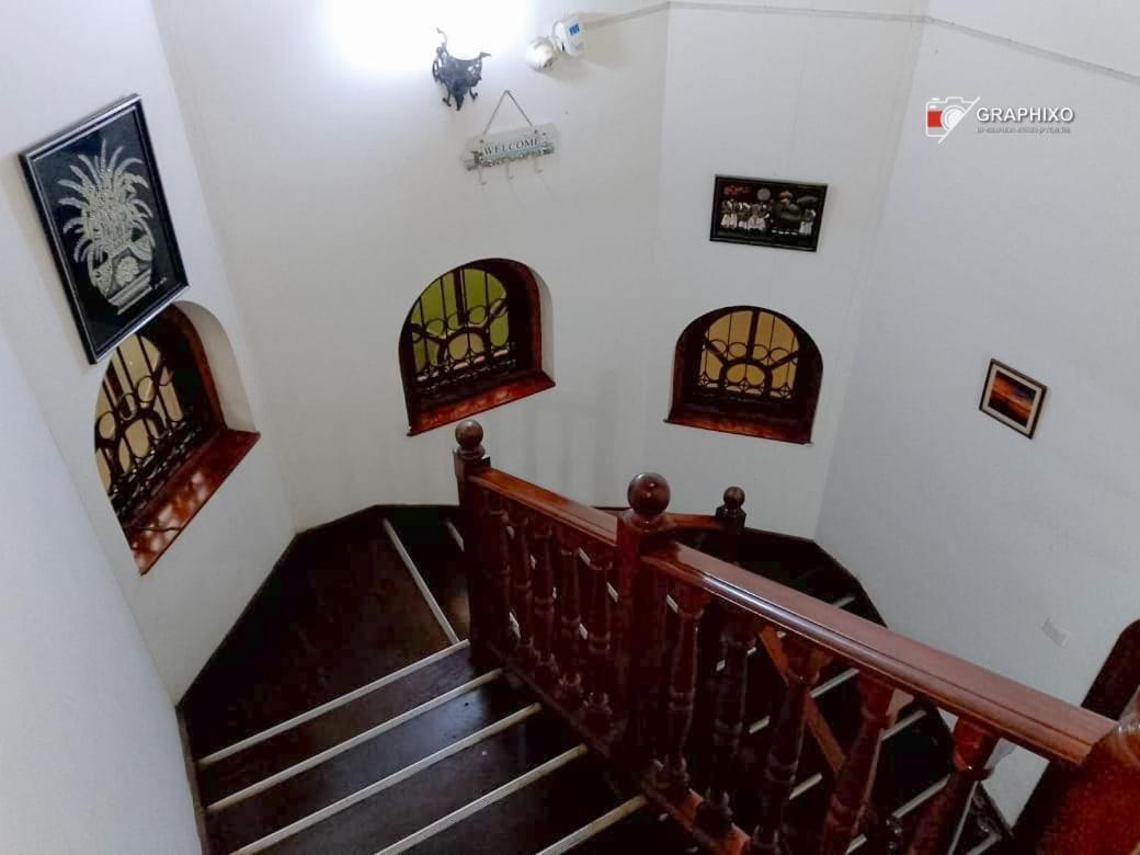 Ceylon Travel And Stay Lodge Battaramulla Exterior photo